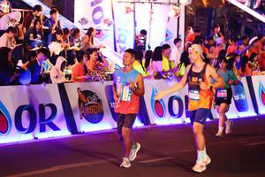 BIB: 
                            <button type="button" onclick="openModal(24202300)" class="btn btn-primary btn-sm float-right btn-popup" data-toggle="modal" data-target=".modal-high-quality">
                        <i class="fas fa-shopping-cart"></i> Add to Cart
                    </button>
                                            <button type="button" onclick="isThisMe(24202300, true)" class="btn btn-success btn-sm float-right btn-popup btn-isme hidden" data-toggle="tooltip" data-placement="bottom" title="นี่คือรูปของคุณใช่ไหม คลิกที่นี่เพื่อเอาเข้าอัลบั้ม">
                        <i class="fas fa-plus"></i> Add to album
                    </button>
                    <button type="button" onclick="isThisMe(24202300, false)" class="btn btn-warning btn-sm float-right btn-popup btn-isnotme hidden">
                        <i class="fas fa-ban"></i> Remove from album
                    </button>